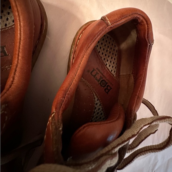 Brown leather lace ups - Picture 7 of 10